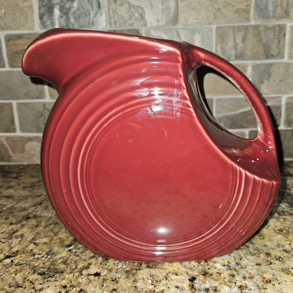 Fiesta Disc Pitcher Maroon Red Glaze Splotchy  Drink Fiestawear Fiestaware